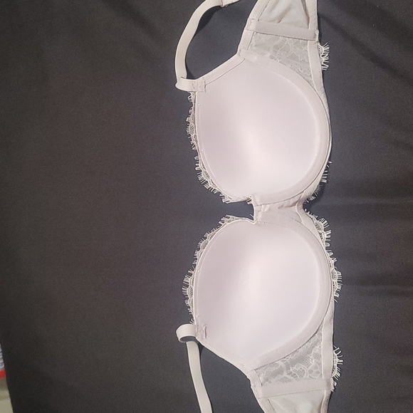 Victoria Secret Rhinestone Bra - Picture 5 of 6